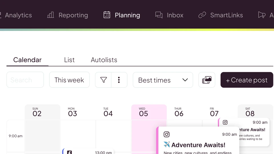 Official Metricool planner showing a social publishing calendar.
